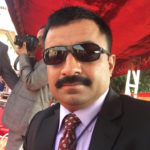 Prakash_Dahal_with_weapon8916